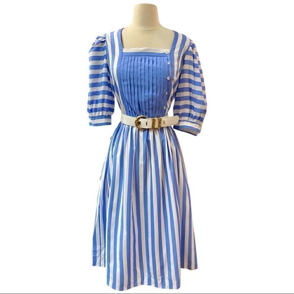 Vintage One of a Kind Handmade Cottage Core Puff Sleeve Dress - Picture 4 of 12